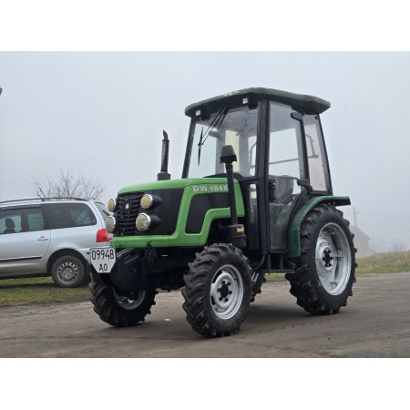 Вживаний мінітрактор із кабіною DW 404X, оригінальна кабіна ,40 к.с